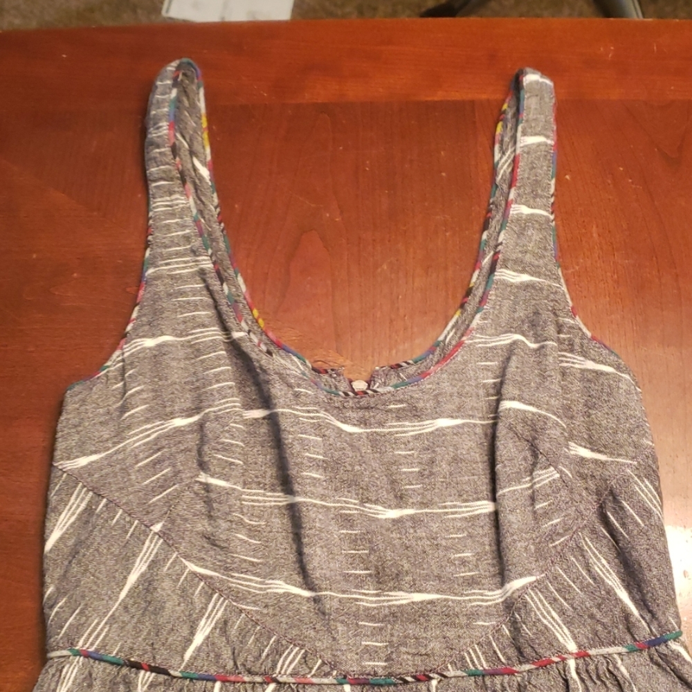 Dress - Picture 2 of 5